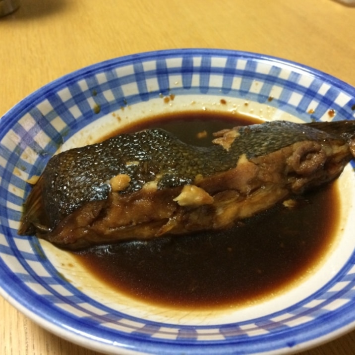 酒もみりんも使わない カレイの煮付け